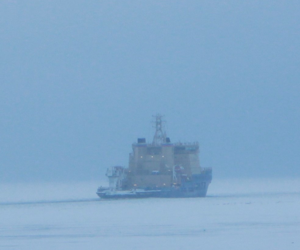 Амп балтийском море. Амп Балтийского моря. Ос42 судно. Онерива 42 судно в реальном времени.